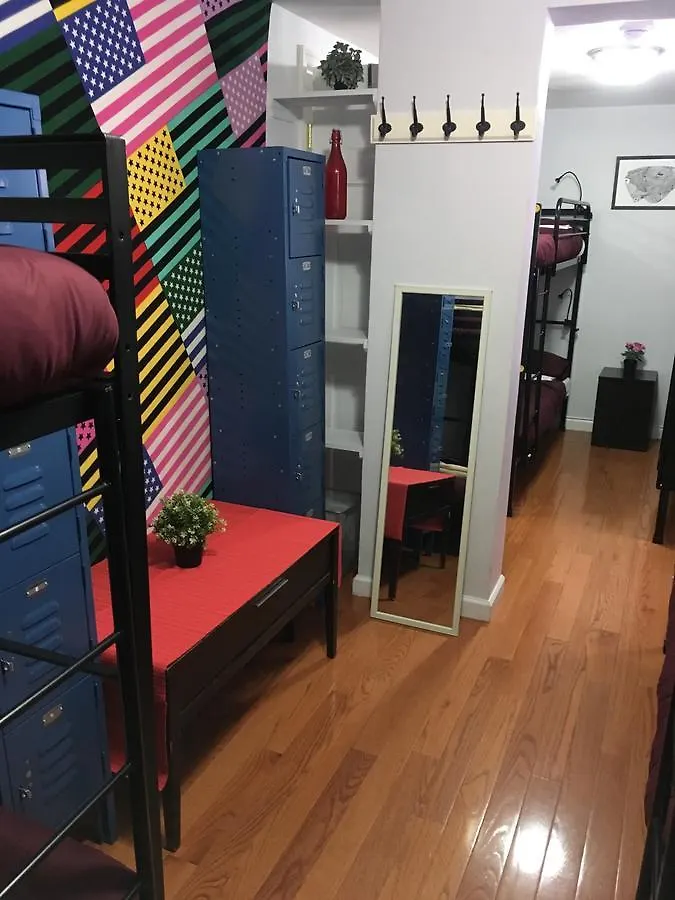 Be Local Chinatown Hostel New York